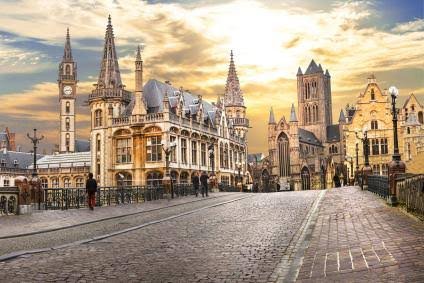 Luchthavenvervoer in Gent met ophaling aan huis